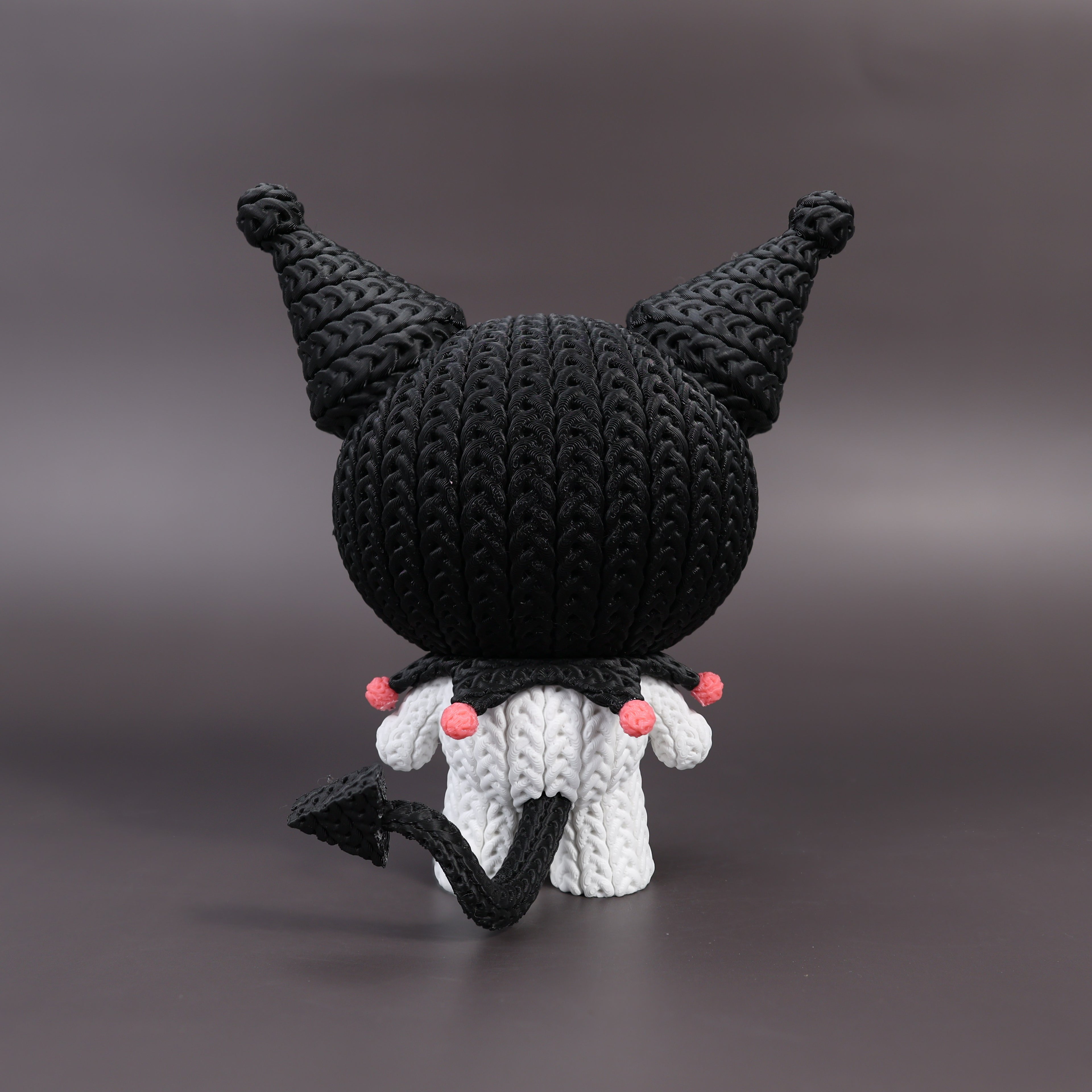 Kuromi Crochet Edition – Figura Kawaii 3D Articulada de 18 cm
