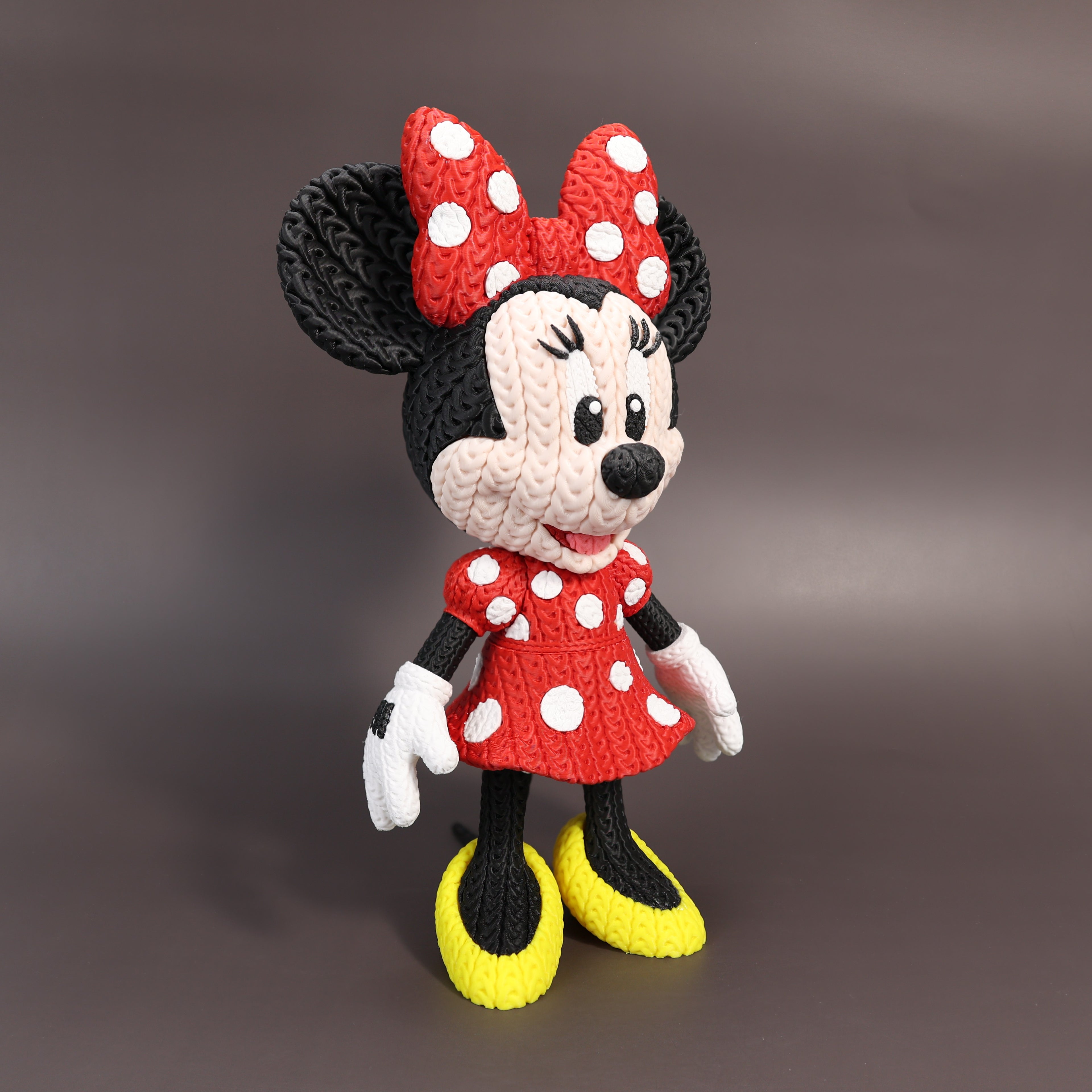 Minnie Mouse Crochet Edition – Figura 3D Articulada