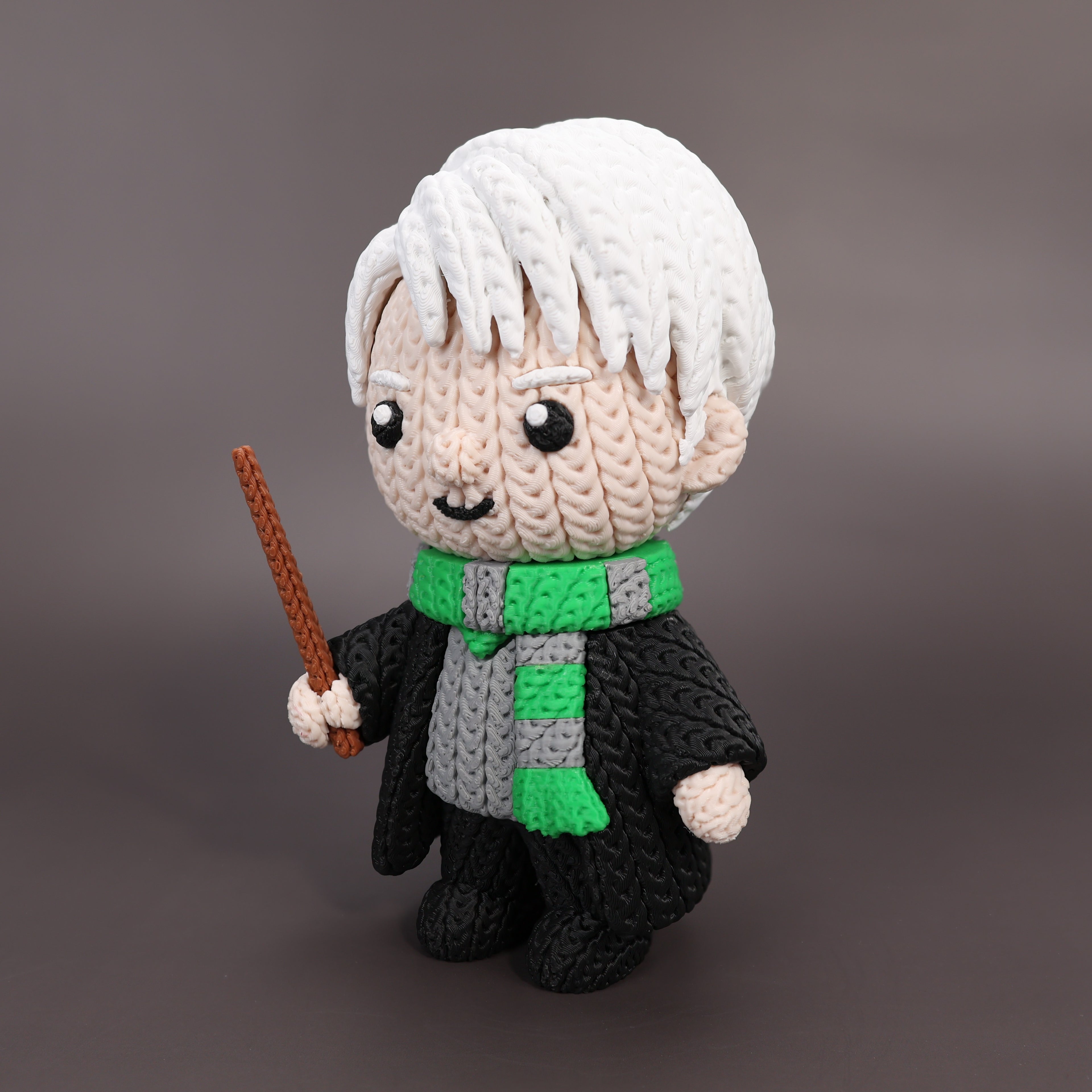 Draco Malfoy Crochet Edition – Figura 3D Articulada de 18 cm