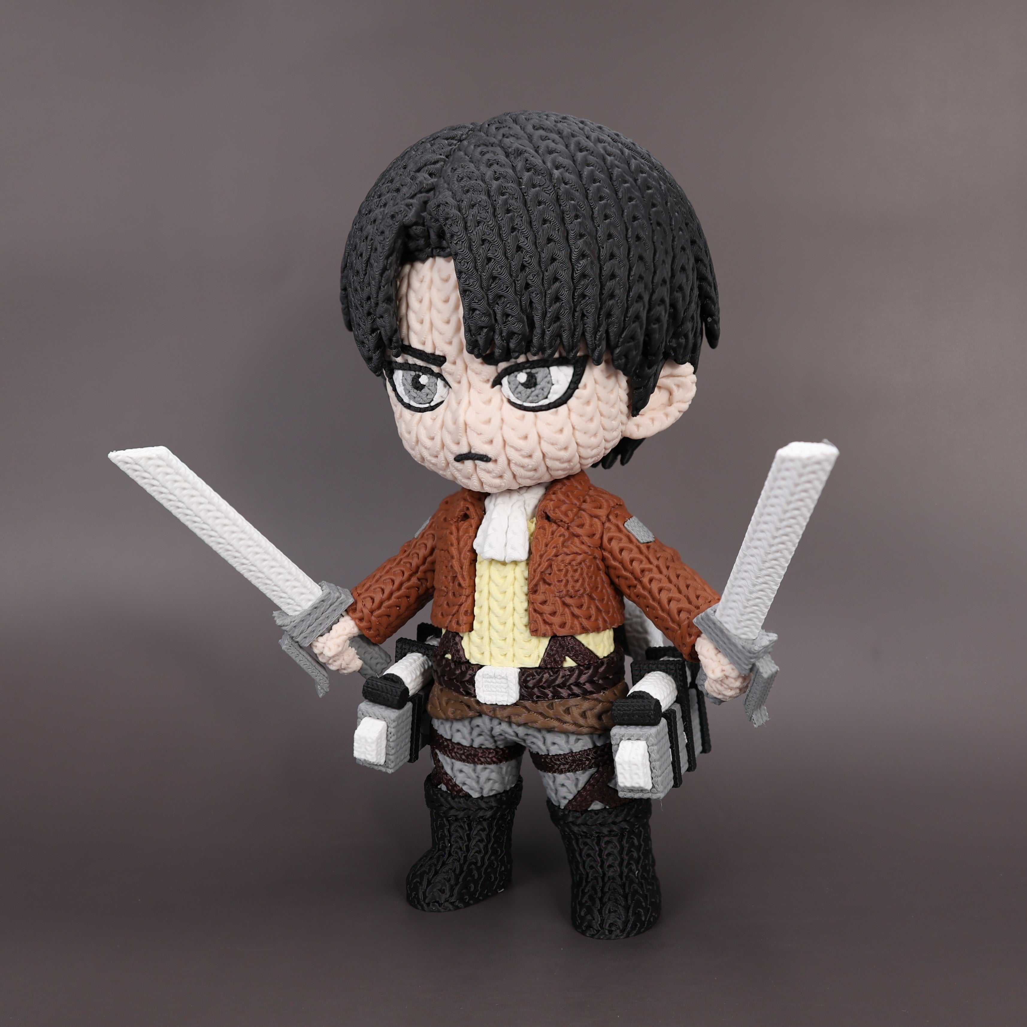 Levi Ackerman Human Version – Figura Anime 3D Crochet de 18 cm