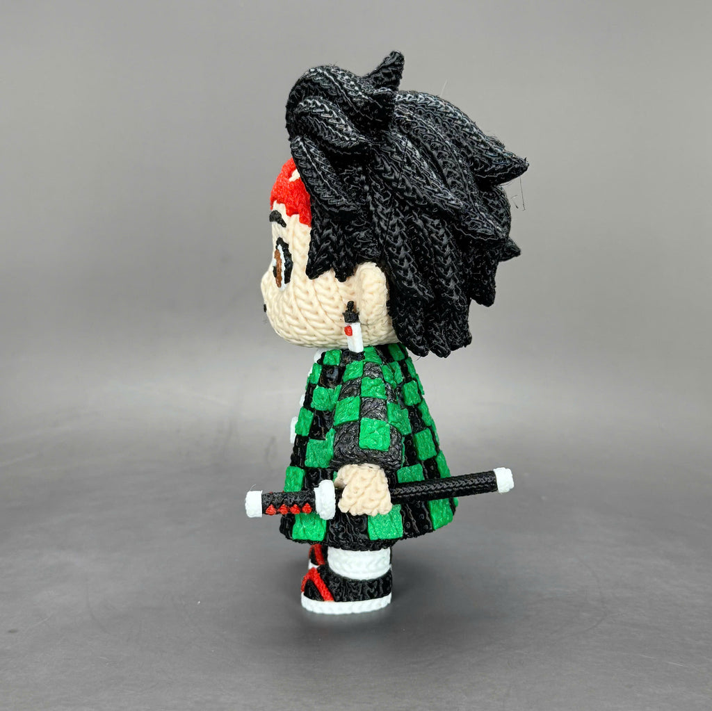 Tanjiro Kamado Crochet Edition – Figura Anime 3D Articulada de 18 cm