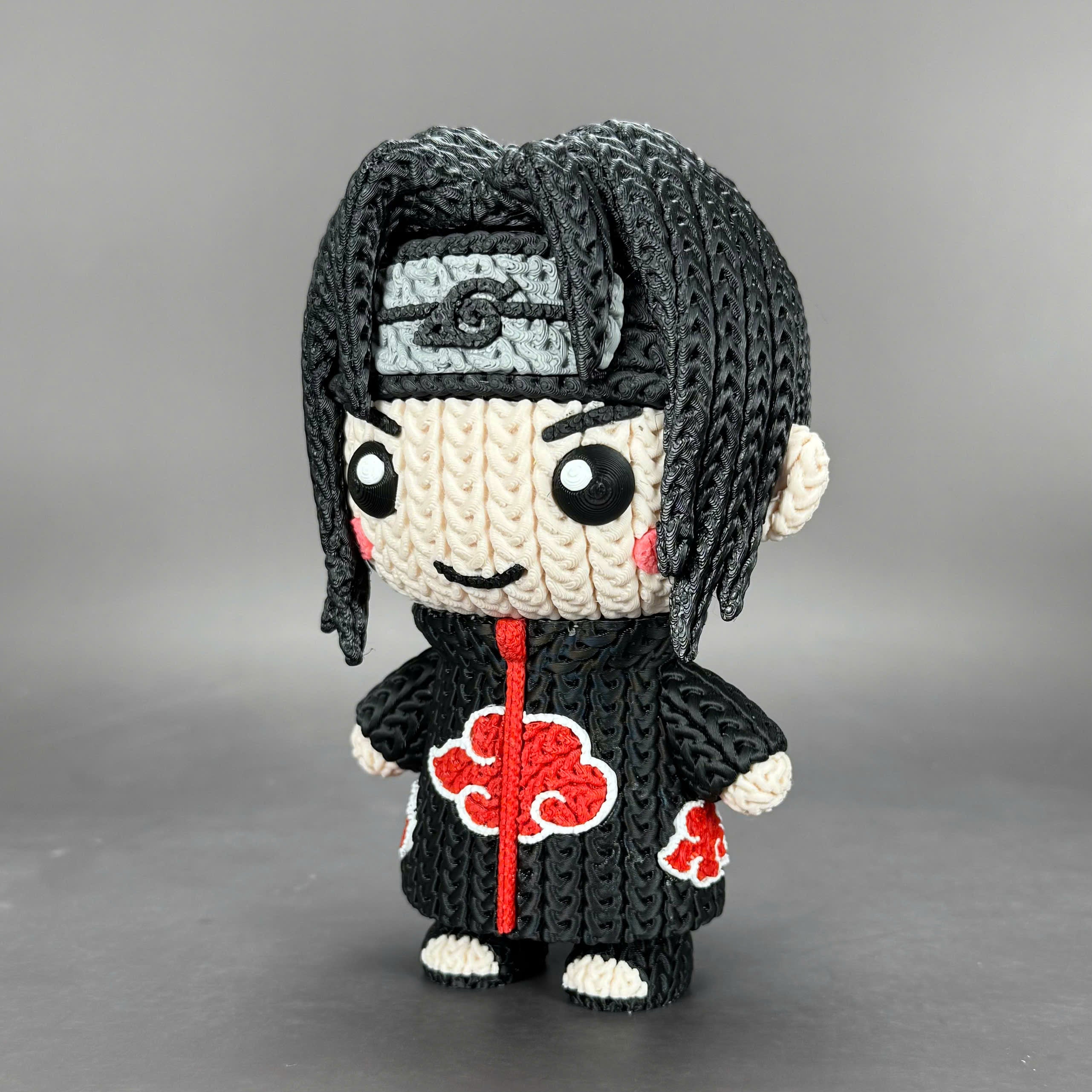 Itachi Uchiha Crochet Edition –  Figura 3D Articulada