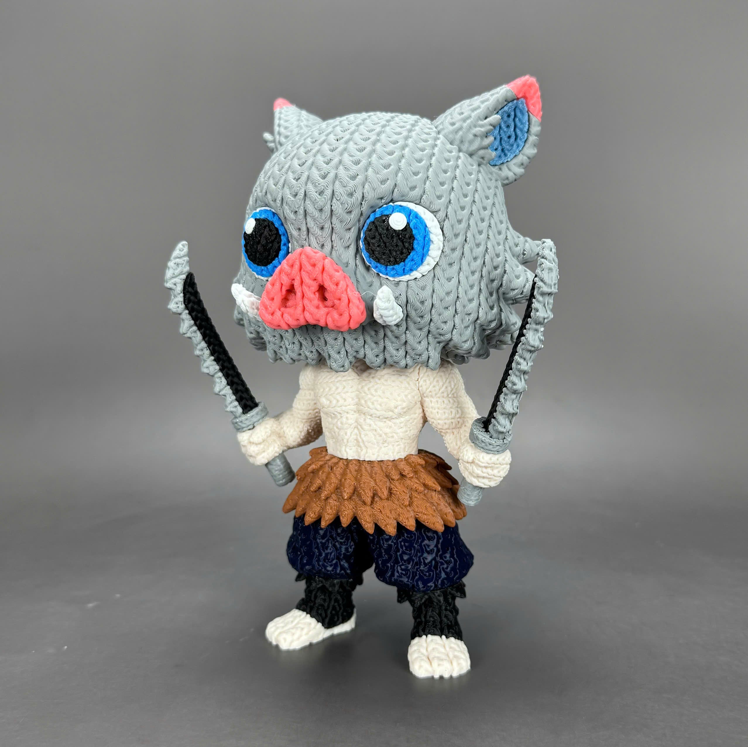 Inosuke Hashibira Crochet Edition – Figura Anime 3D Articulada de 18 cm